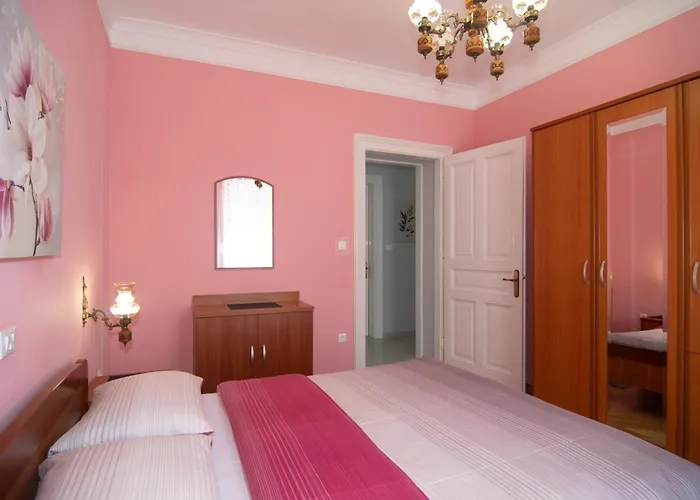 Apartment Salona *