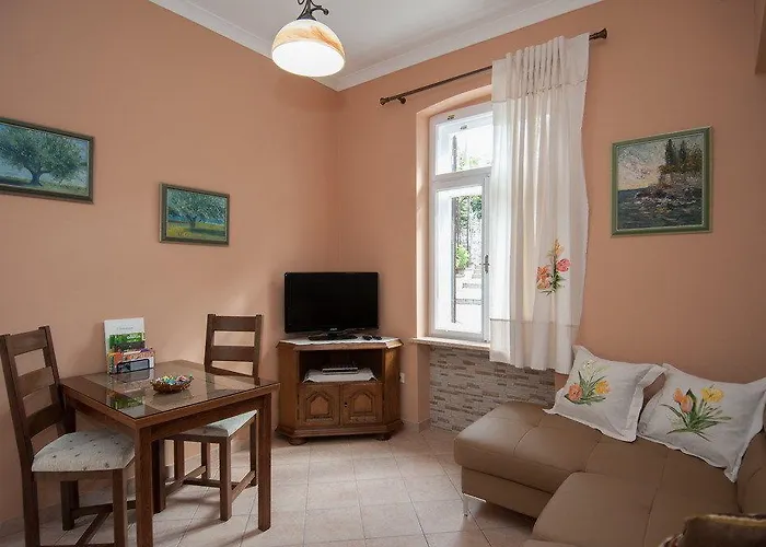 Apartment Salona *
