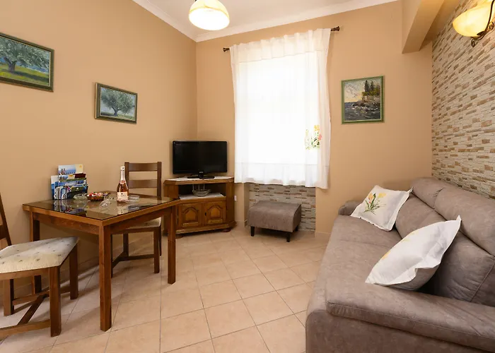 Apartment Salona *