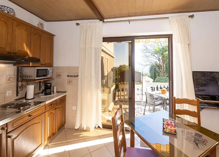 Salona Apartment