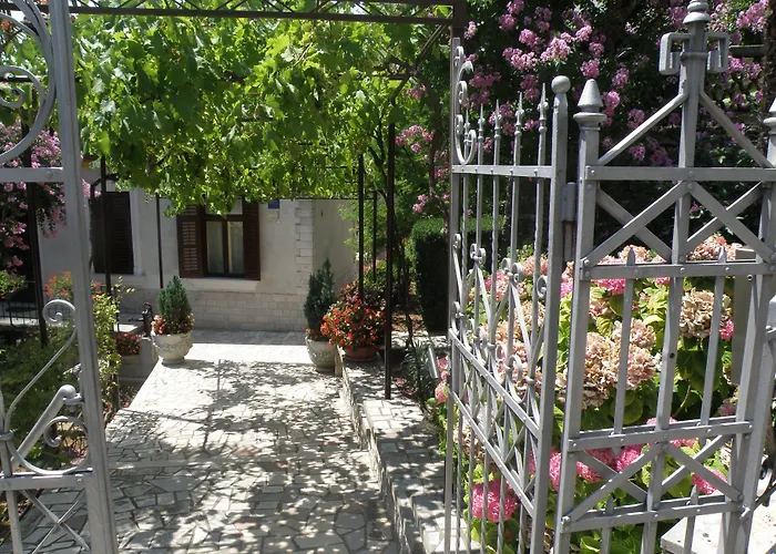 Salona Abbazia