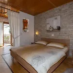 Appartement Salona *