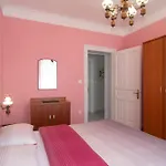 Appartement Salona *